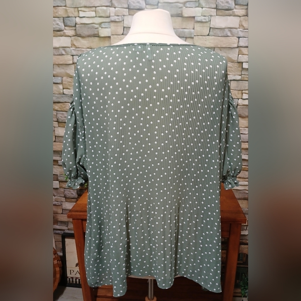 Est 1946 Green‎ Polka Dot Blouse 14/16W Whimsigoth - Picture 2 of 4